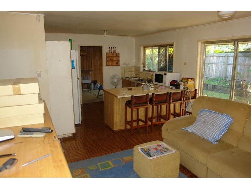 1 Karingal Street, Kenmore QLD 4069